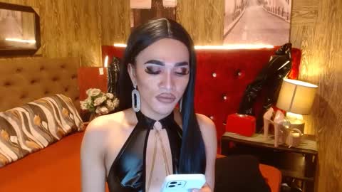 Snapshot of urcumgirlasiants chatting on 12.24.24 KENDALL online show from 12.24.24