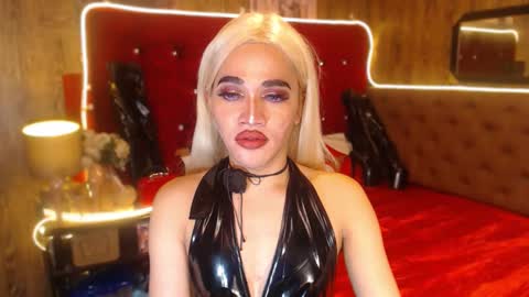 Snapshot of urcumgirlasiants chatting on 01.15.25 KENDALL online show from 01.15.25