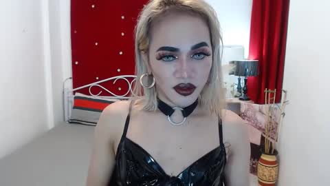 Snapshot of urcumgirlasiants chatting on 02.04.25 KENDALL online show from 02.04.25