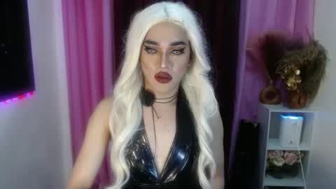 Snapshot of urcumgirlasiants chatting on 11.03.25 KENDALL online show from 11.03.25