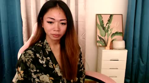 Snapshot of urfantacyjamaica chatting on 02.07.25 ayumi reacher online show from 02.07.25