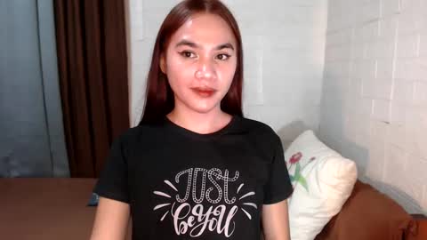 Snapshot of urhottylicious_cum chatting on 02.14.25 urhottylicious_cum online show from 02.14.25