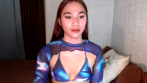 Snapshot of urhottylicious_cum chatting on 02.28.25 urhottylicious_cum online show from 02.28.25