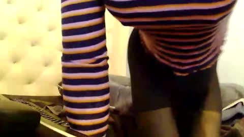 Snapshot of urlittleslut427128 chatting on 09.30.25 command me online show from 09.30.25