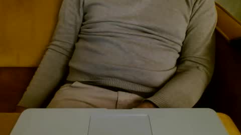 Snapshot of uropportunity chatting on 10.23.25 Dutchsoftie online show from 10.23.25