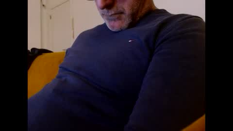 Snapshot of uropportunity chatting on 10.29.25 Dutchsoftie online show from 10.29.25