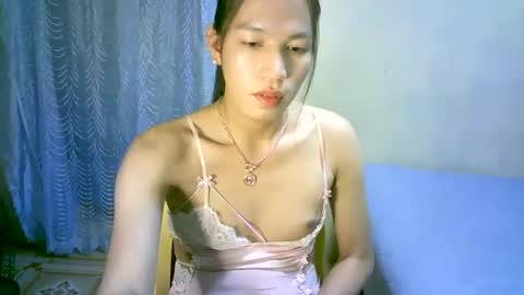 Snapshot of urpinaylovelyjuliaxxx chatting on 12.15.24 queen julia not into CHEAPGUY online show from 12.15.24