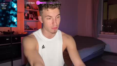 Snapshot of ursaotome chatting on 10.12.25 ursaotome online show from 10.12.25