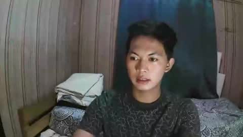 Snapshot of ursweet_jem chatting on 10.08.25 JEm online show from 10.08.25