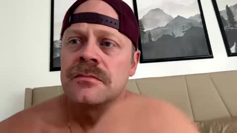 Snapshot of utah4fub4 chatting on 10.10.25 utah4fub4 online show from 10.10.25