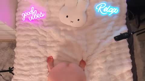 Snapshot of uwuxo chatting on 01.29.25 Romy online show from 01.29.25