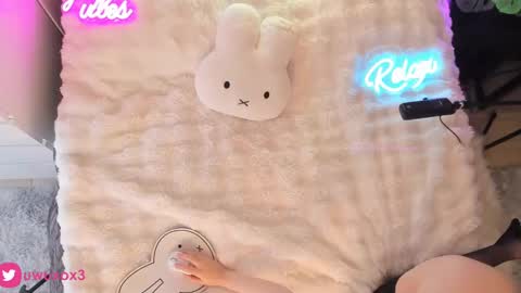 Snapshot of uwuxo chatting on 01.31.25 Romy online show from 01.31.25