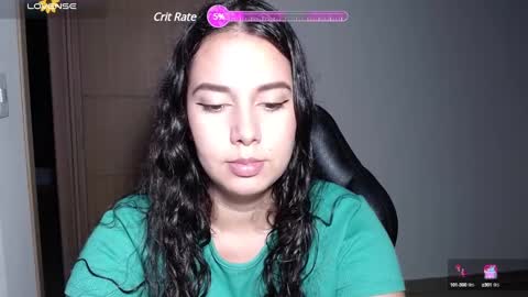 Snapshot of v_vennus chatting on 02.04.25 Vennus online show from 02.04.25