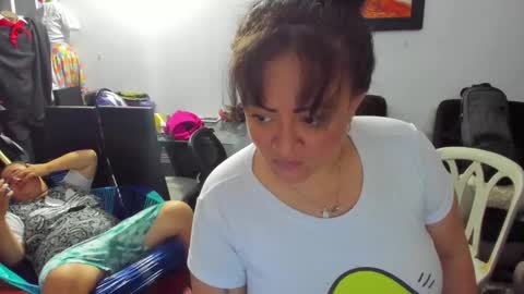 Snapshot of valentinaextreme chatting on 02.22.25 valentina online show from 02.22.25