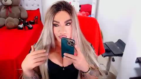    online show from 10.05.25