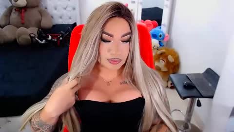    online show from 10.07.25