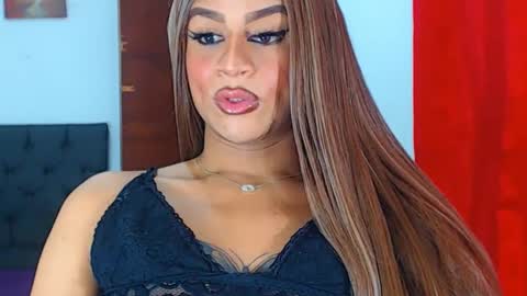 Snapshot of valentinaxxxdoll chatting on 12.29.24 VALENTINA online show from 12.29.24