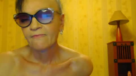 Snapshot of valenttijm3851 chatting on 03.09.25 valentijm online show from 03.09.25