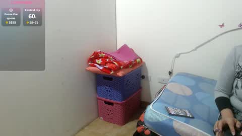 Snapshot of valeryxs1 chatting on 09.20.25 Angelyxs online show from 09.20.25