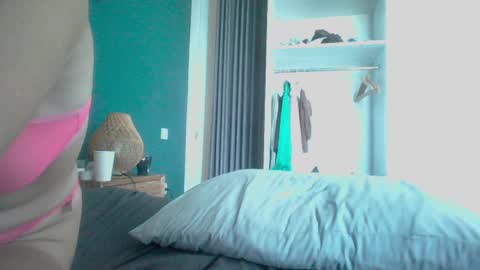 Snapshot of valure_lera chatting on 02.11.25 valure_lera online show from 02.11.25
