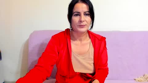 Snapshot of valysexybarbie chatting on 12.10.24 valentina online show from 12.10.24