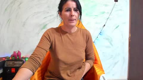 Snapshot of valysexybarbie chatting on 01.03.25 valentina online show from 01.03.25