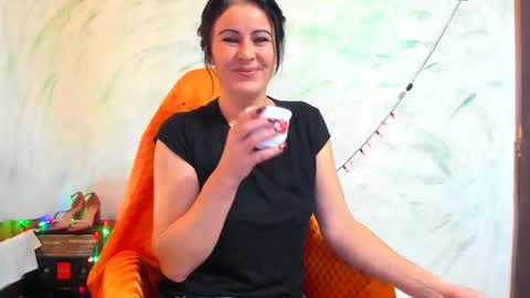 Snapshot of valysexybarbie chatting on 01.04.25 valentina online show from 01.04.25