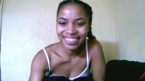 Snapshot of vanah344375 chatting on 09.29.25 vanah344375 online show from 09.29.25