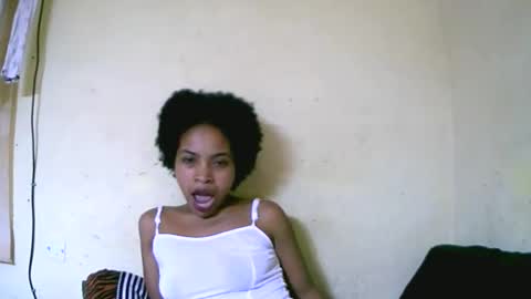 Snapshot of vanah344375 chatting on 10.03.25 vanah344375 online show from 10.03.25