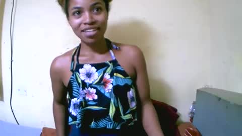 Snapshot of vanah344375 chatting on 10.16.25 vanah344375 online show from 10.16.25