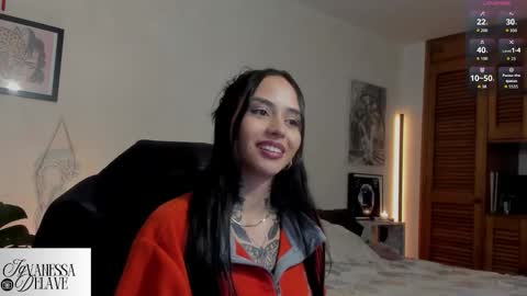 Snapshot of vanessart_ chatting on 10.30.25 Vanessa online show from 10.30.25