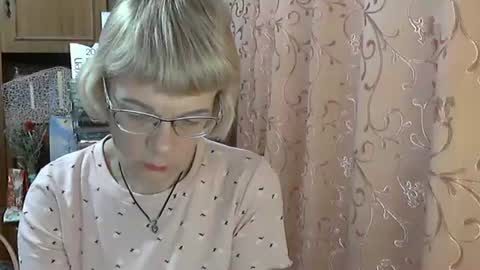 Vanillaxcreamy online show from 12.04.24