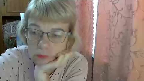 Vanillaxcreamy online show from 12.05.24