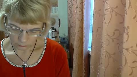 Vanillaxcreamy online show from 12.10.24