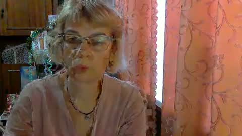 Vanillaxcreamy online show from 12.15.24