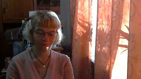 Vanillaxcreamy online show from 12.19.24