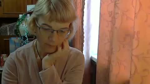 Vanillaxcreamy online show from 12.20.24