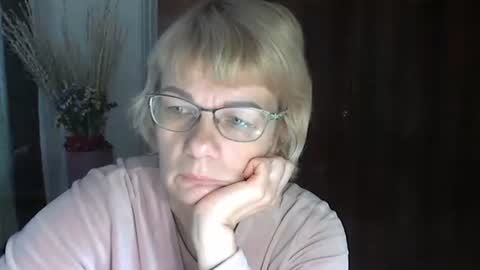 Vanillaxcreamy online show from 12.28.24