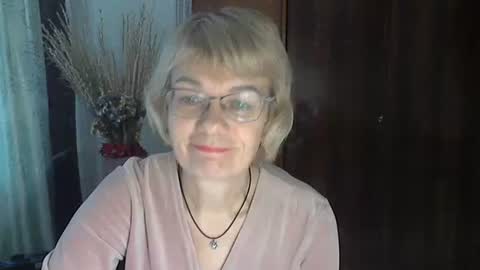 Vanillaxcreamy online show from 12.30.24