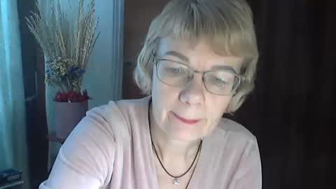 Vanillaxcreamy online show from 02.02.25