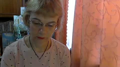 Vanillaxcreamy online show from 02.05.25