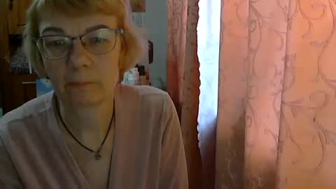 Vanillaxcreamy online show from 02.14.25