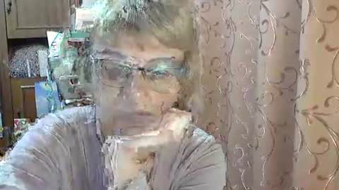 Vanillaxcreamy online show from 02.19.25