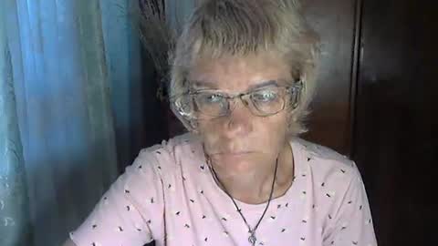 Vanillaxcreamy online show from 09.24.25