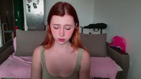 Snapshot of vasilisa_lik chatting on 09.14.25 Vasilisa lik online show from 09.14.25