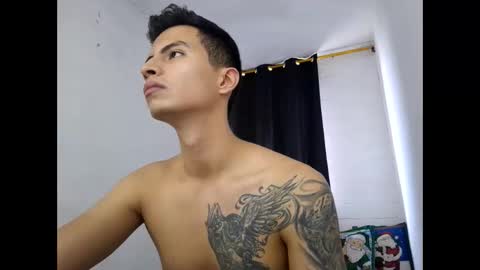 velk_hot1 online show from 01.08.25