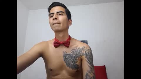 velk_hot1 online show from 02.12.25