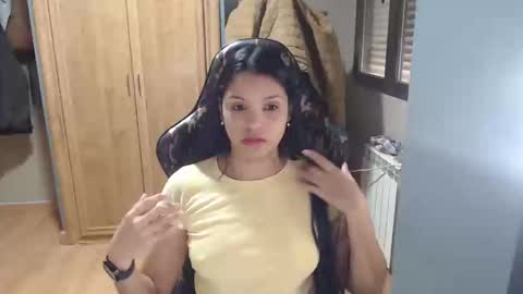 Snapshot of venus_sensual69 chatting on 02.22.25 Venus independent model online show from 02.22.25