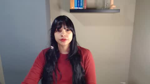 Snapshot of venus_sensual69 chatting on 11.01.25 Venus independent model online show from 11.01.25