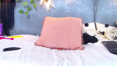 Snapshot of venusbsq chatting on 02.27.25 Venus online show from 02.27.25